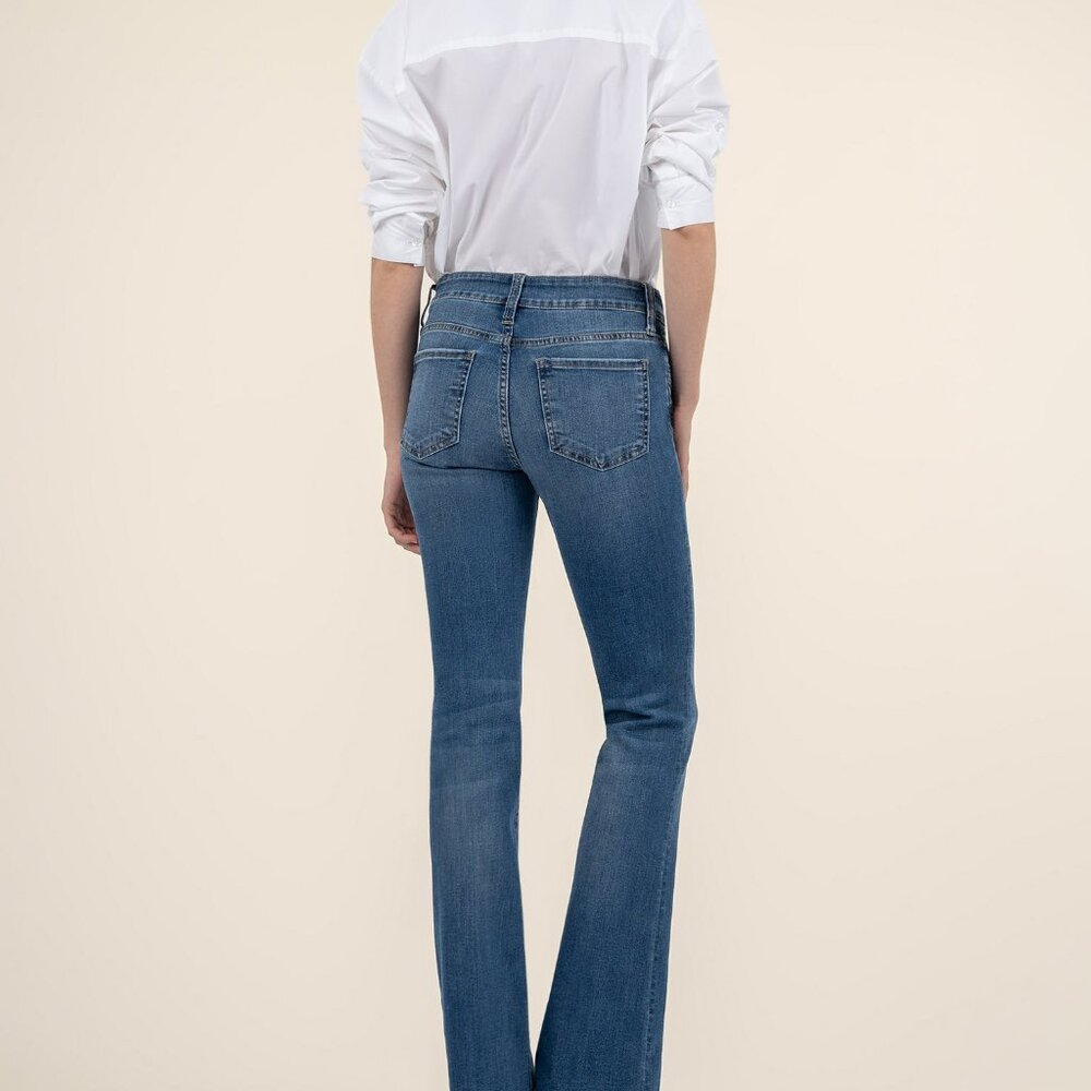Kut from the Kloth Natalie Mid Rise Bootcut Size 1212 / Studious W/Med Base Wash - Picture 3 of 3